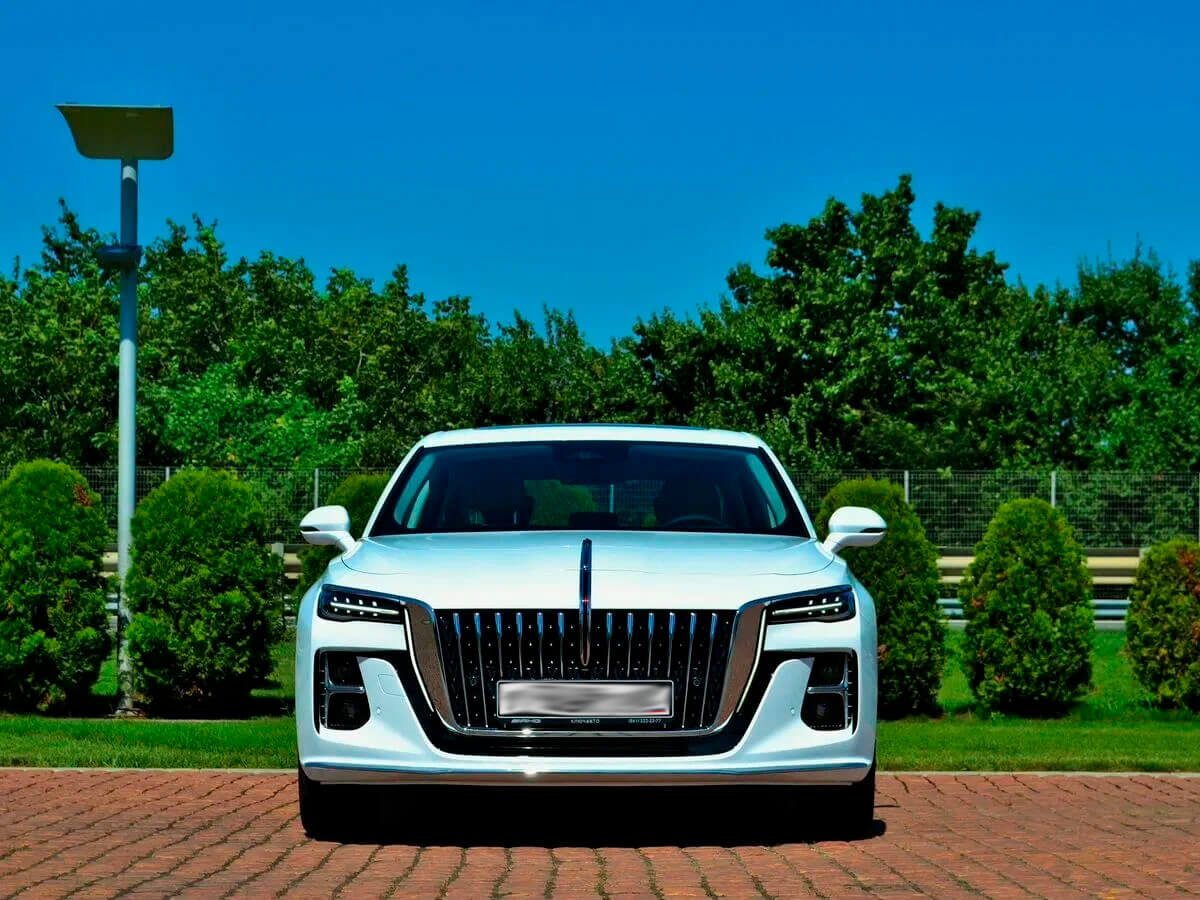 Арендовать Hongqi H5